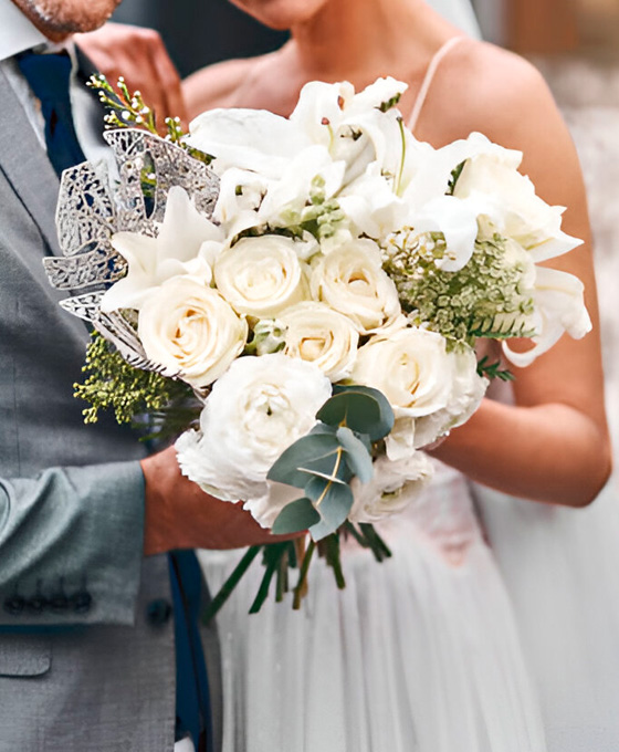 Ramo de novias blancas en Gijón